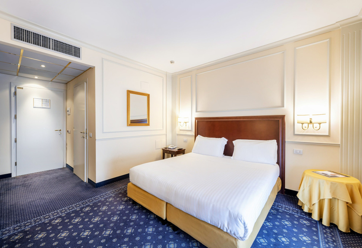 Bedroom 2, The Regency Hotel, Sure Hotel Collection by Best Western, Monza and Brianza