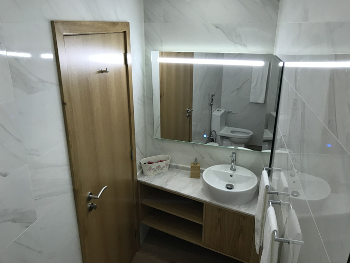 Bathroom 4, Povoa do Mar, Póvoa de Varzim