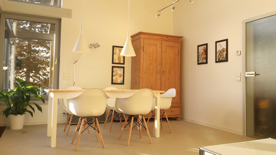 Dining Room 1