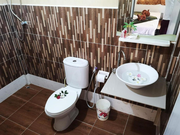 Bathroom 3, Phi Phi Ba Kao Bay Resort, Mueang Krabi