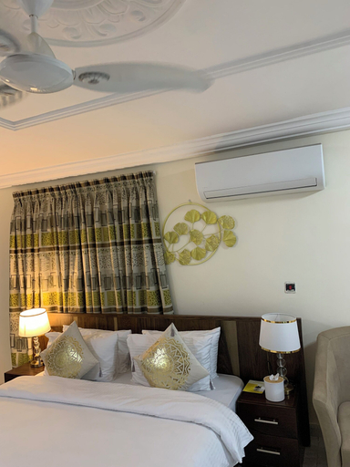 Bedroom 3, Selwilliam Hotel , Tema