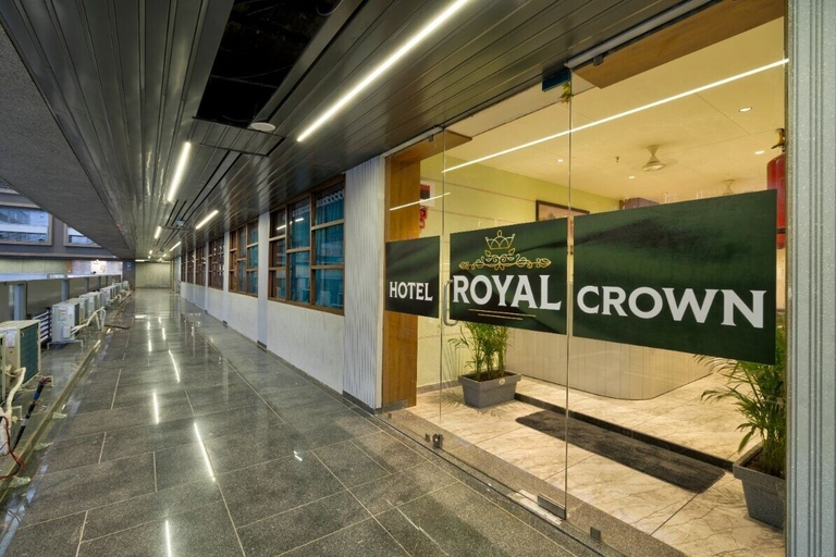 Exterior & Views, Hotel Royal Crown, Ahmadabad