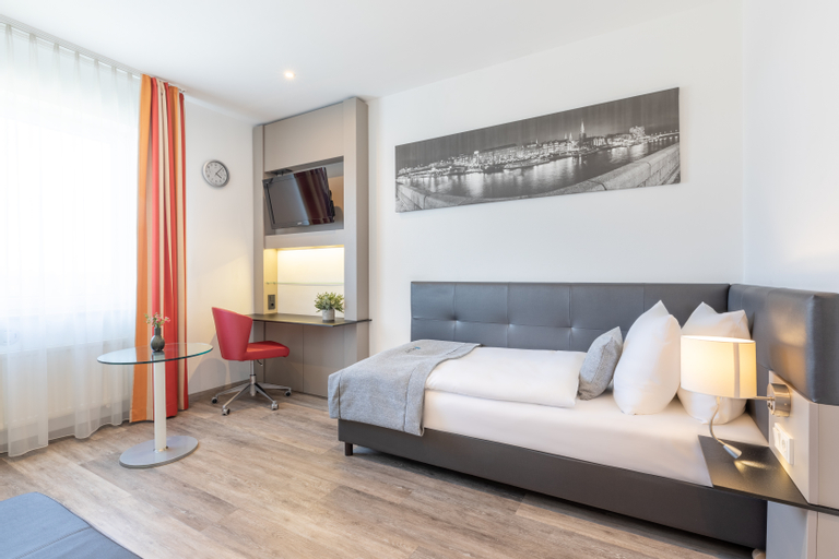 Bedroom 8