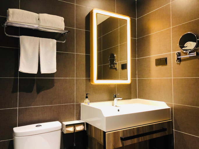 Bathroom 4, Hanting Premium Taiyuan Economic Development Zone, Taiyuan