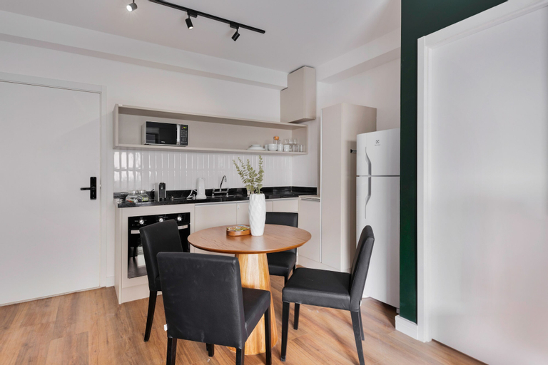 Dining Room 13