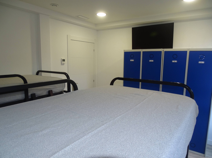 Bedroom 2, Albergue Roma, Asturias