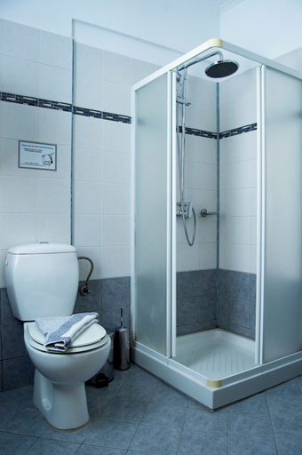 Bathroom 4, Rio Hotel, South Aegean