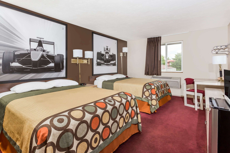 Bedroom 3, Super 8 by Wyndham Shelton, Mason