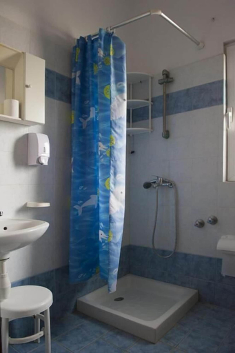 Bathroom 2, Pension Margarita Basic Double Room, Thessaly