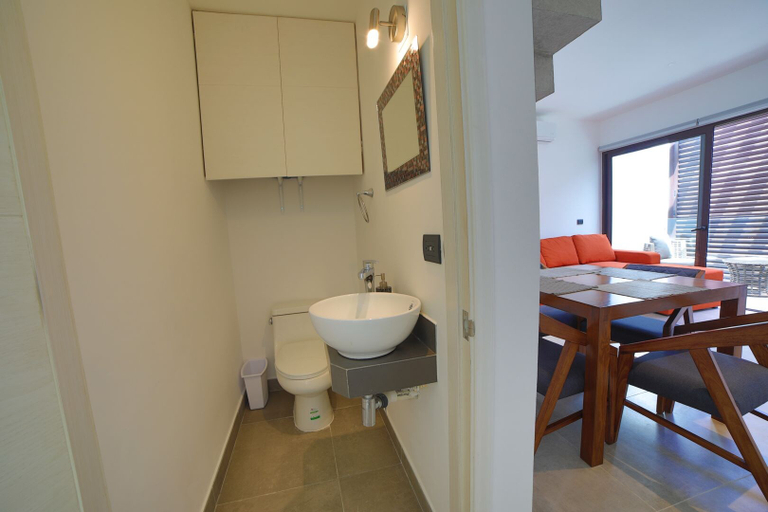 Bathroom 3, Quinto Sol 22, Cozumel