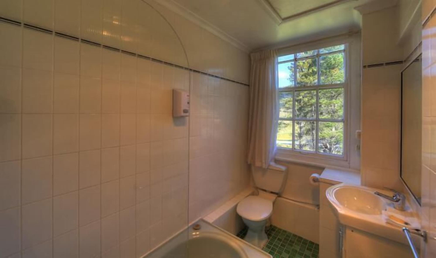 Bathroom 3, Sponars Chalet, Snowy River