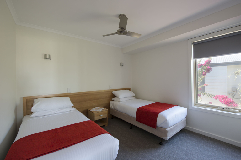 Bedroom 3, The Retreat at West Beach Parks, Adelaide