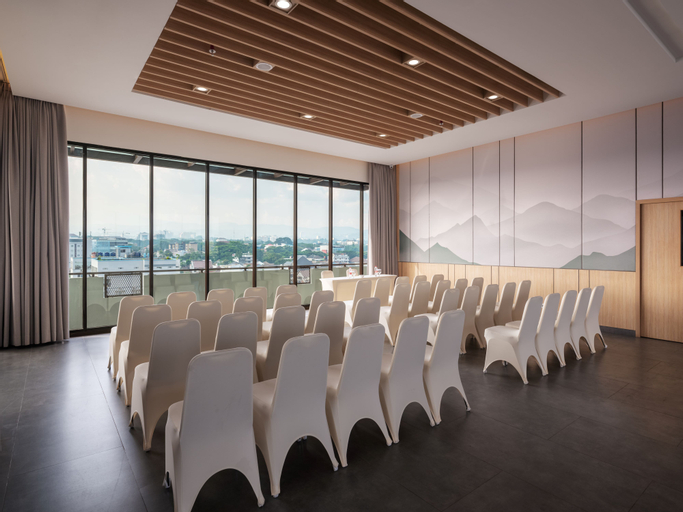 Business Facilities 22