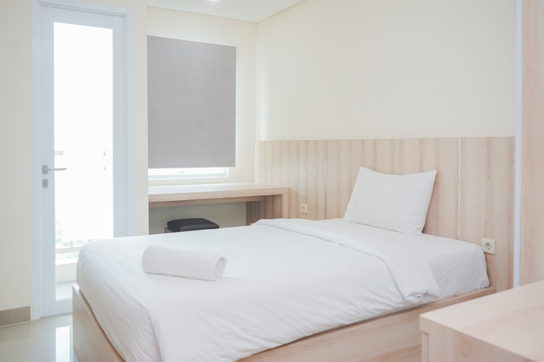 Cozy Stay and Good Deal Studio Apartment B Residence By Travelio, South Tangerang