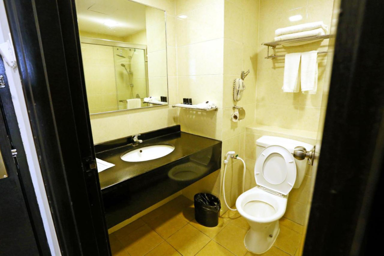 Bathroom 4, Borneo Royale Hotel, Tawau