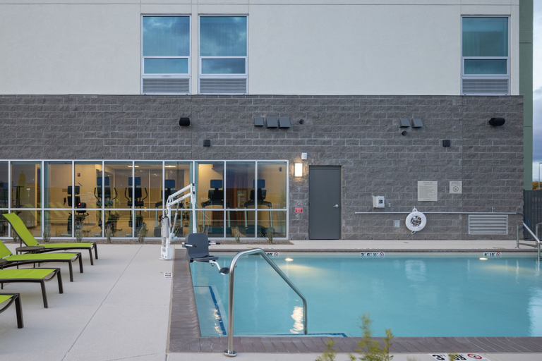 Sport & Beauty 5, SpringHill Suites Tucson at The Bridges, Pima