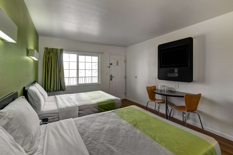 Bedroom 9