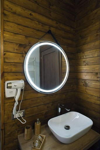Bathroom 5, Cantunera Sicilian Room, Enna