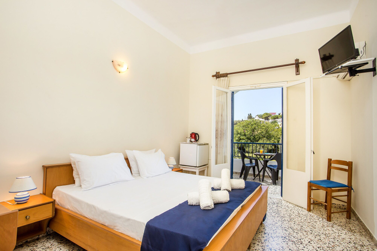 Bedroom 3, Alinda Hotel, South Aegean