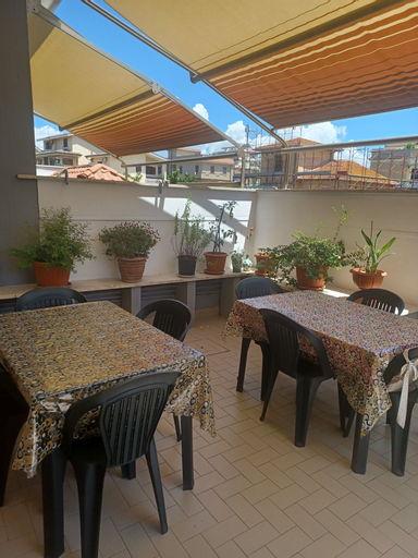 Mondo House, Rome
