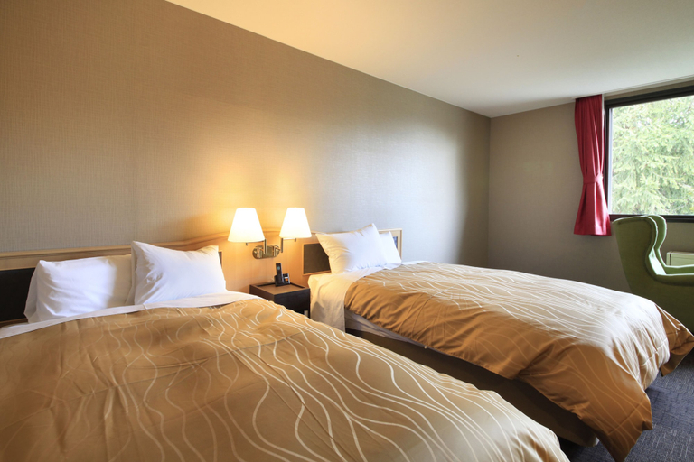 Bedroom 4, Yutorelo Karuizawa Hotel, Karuizawa