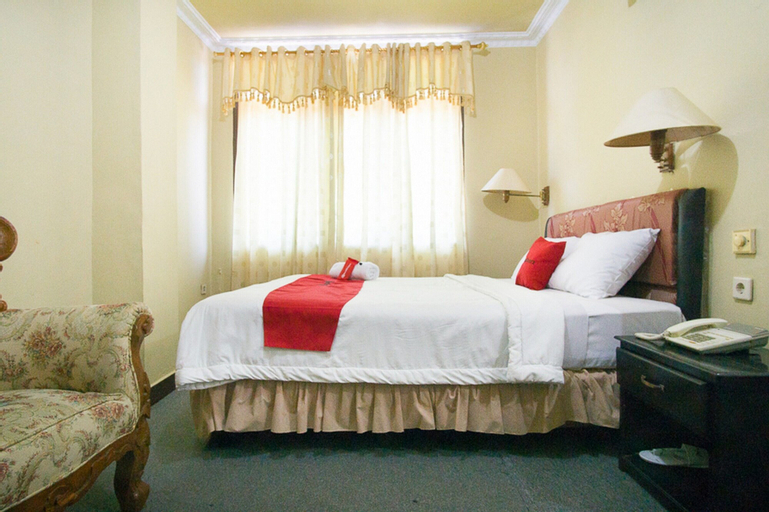 Bedroom 8