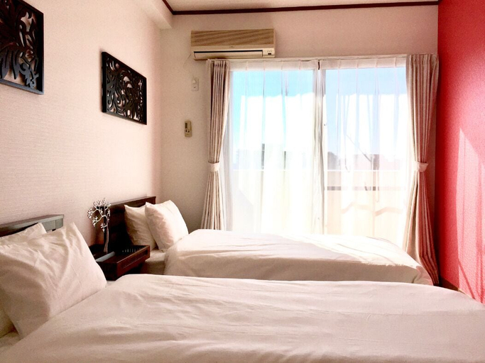 Bedroom 2, Grand21, Uruma