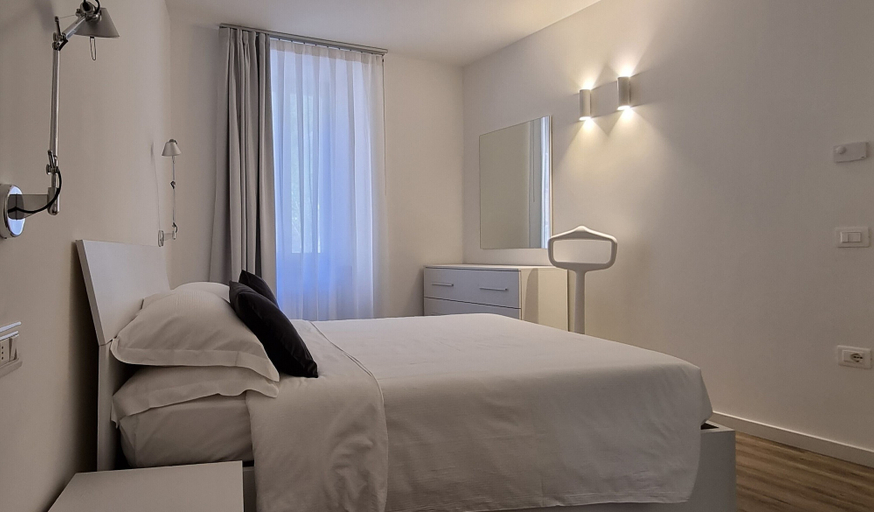 Bedroom 4, RivAppartamenti, Trento