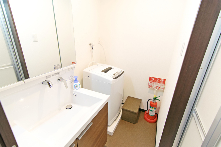 Bathroom 4, Stay SAKURA Kyoto To-ji South II, Kyoto