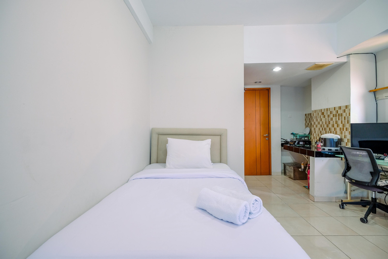 Good Choice Studio at Margonda Residence 5 Apartment By Travelio, Depok