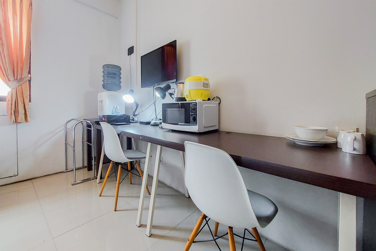Others 4, Warm and Cozy Studio (No Kitchen) at Kubikahomy Apartment By Travelio, Tangerang Selatan