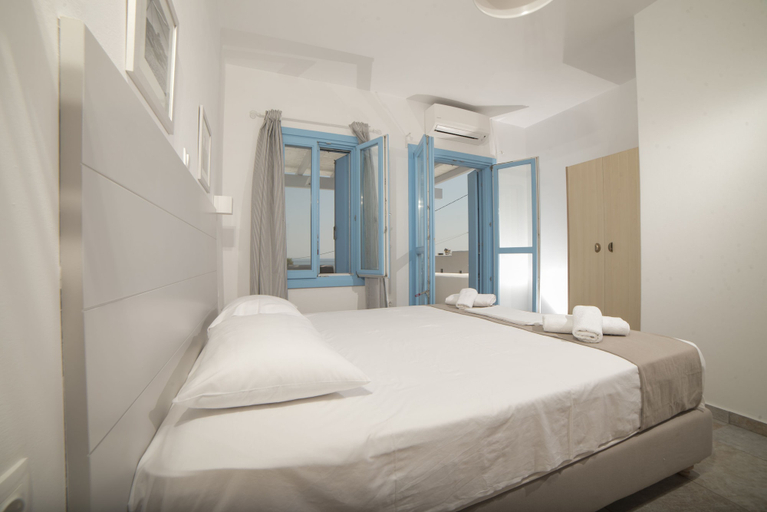 Bedroom 4, Almyra Guesthouses, Central Greece