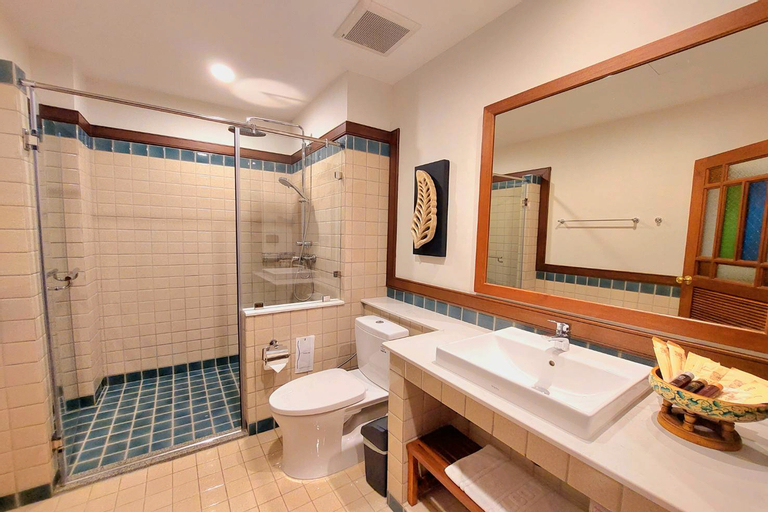 Bathroom 3