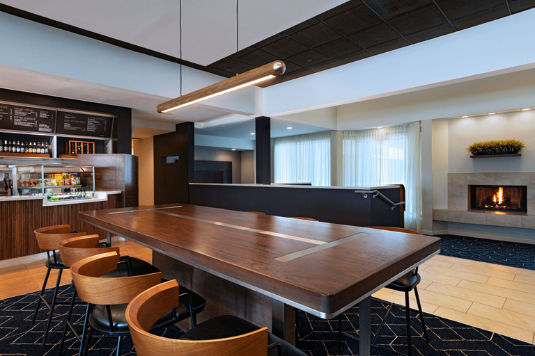 Food & Drinks 5, Courtyard by Marriott Dallas Richardson at Spring Valley, Dallas