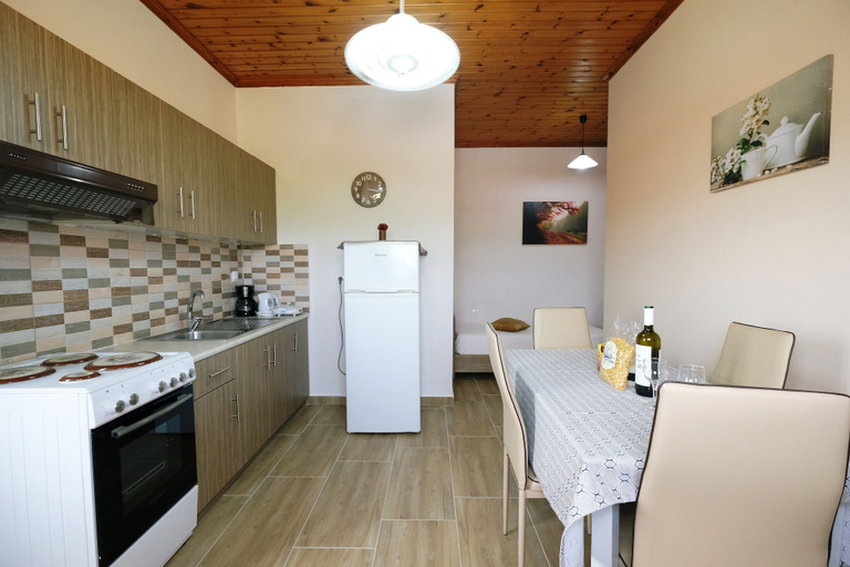 Others 5, Fergani Apartments, North Aegean