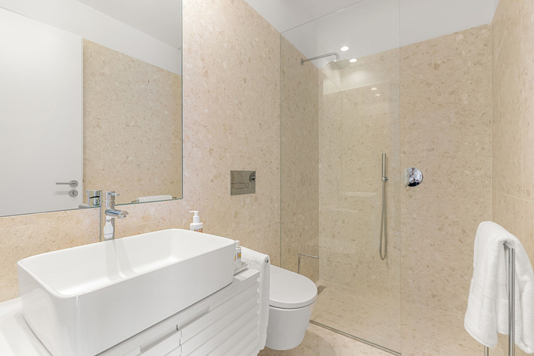 Bathroom 4, 108 mm House, Porto