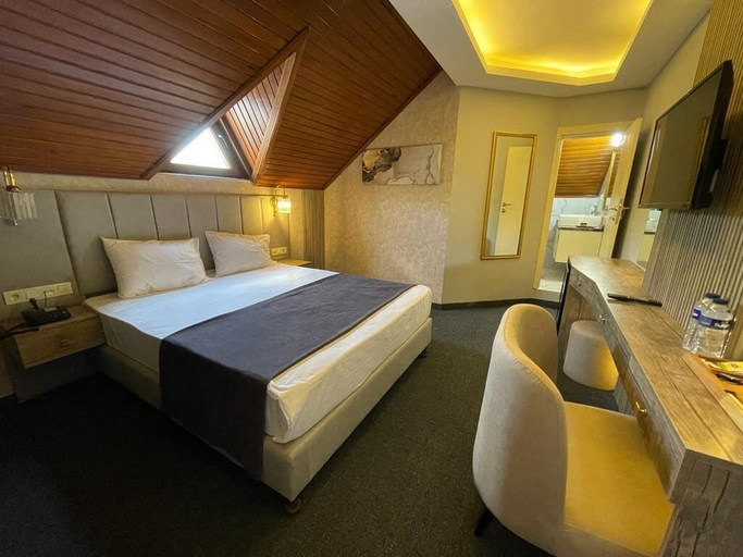 Bedroom 3, Sevcan Hotel, Bakırköy