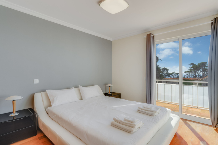 Bedroom 2, Boeiro I, Santa Cruz