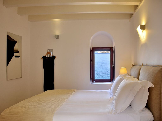 Bedroom 2, Pirgos Mavromichali, Peloponnese