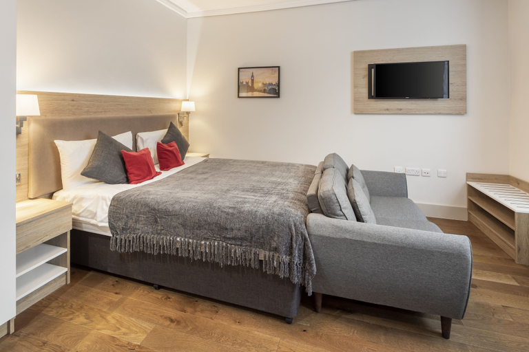 Bedroom 2, Notting Hill House, London
