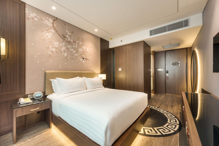 Bedroom 18