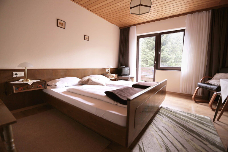 Bedroom 3, Hotel Rennsteig, Kronach