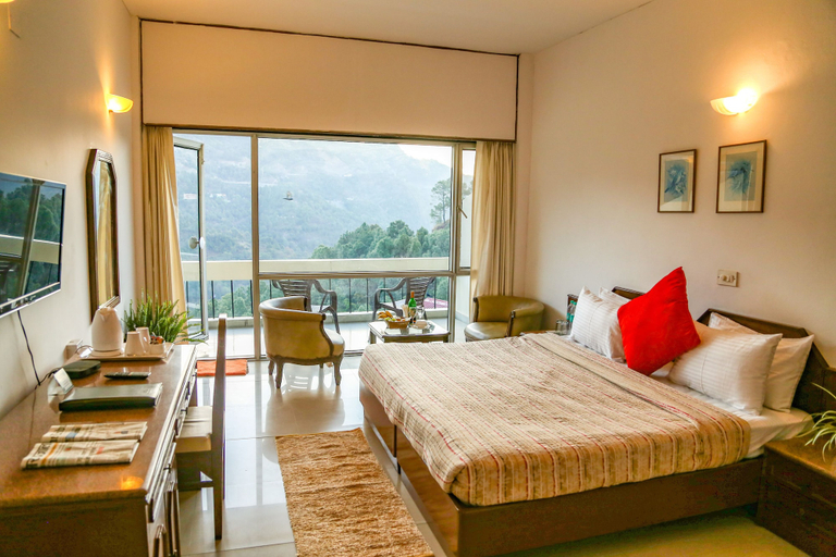 Bedroom 5, Misty Meadows by Priyago Hotels, Solan