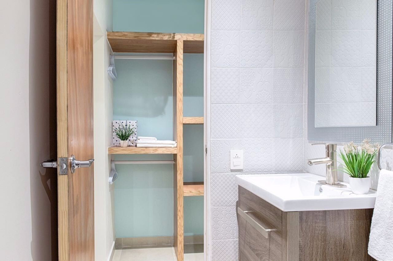 Bathroom 4, Suites Calle 8, Cozumel