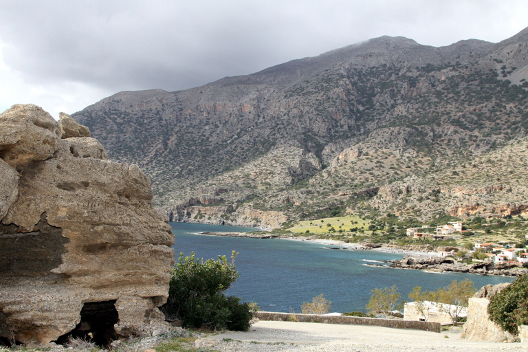Beach/ocean view 2, Evagelia traditional studio on the sea, Crete
