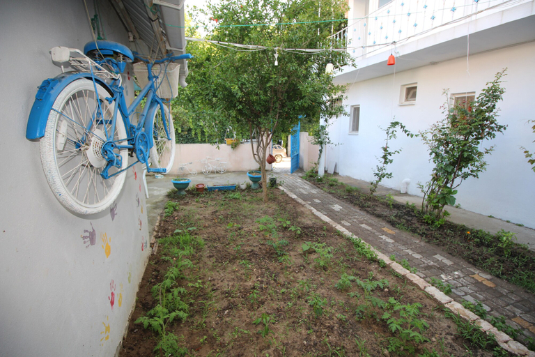 Garden 4, La Casa Pansiyon, Marmara