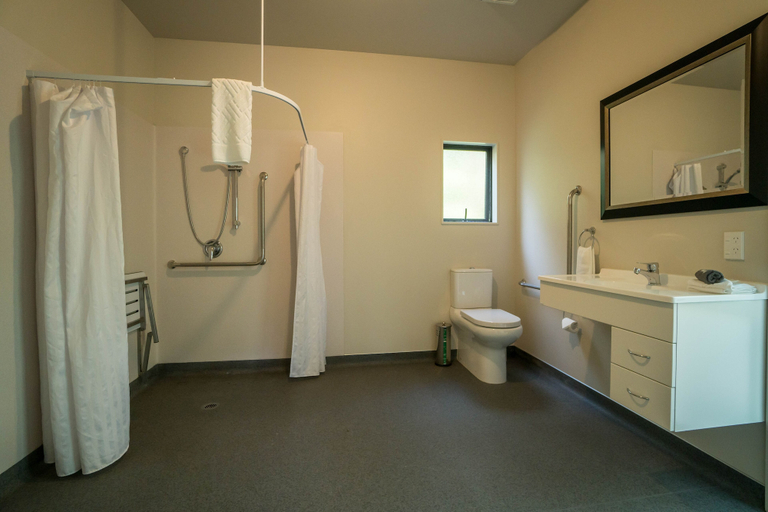 Bathroom 3, Forest View Franz Josef, Westland