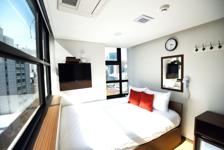 Bedroom 3, 57 Myeongdong Hostel, Jung