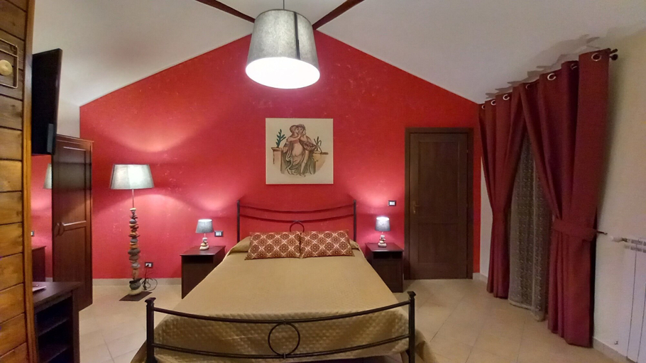Bedroom 4, Cantunera Sicilian Room, Enna