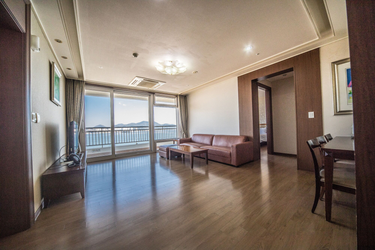 Bedroom 3, The Ocean Hotel & Resort, Yeosu